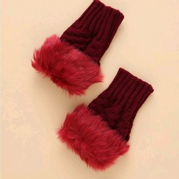 Burgundy Red Fingerless Knit Gloves Fur Trim - Picture 4 of 7